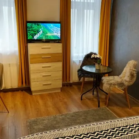 Jules Downtown * Брашов