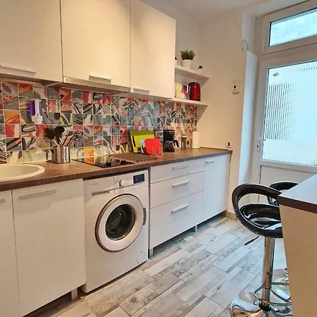 Apartment Jules Downtown Brasov