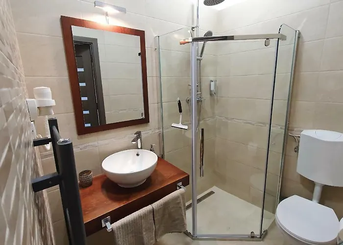 Jules Downtown 아파트